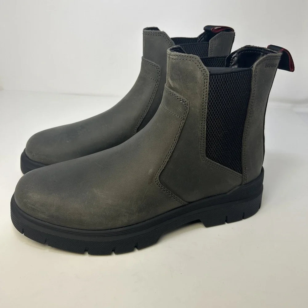 HUGO Ryan Men's Chelsea Boots Grey‎ Nubuck Leather Lug Sole US 9 EU 42 NIB